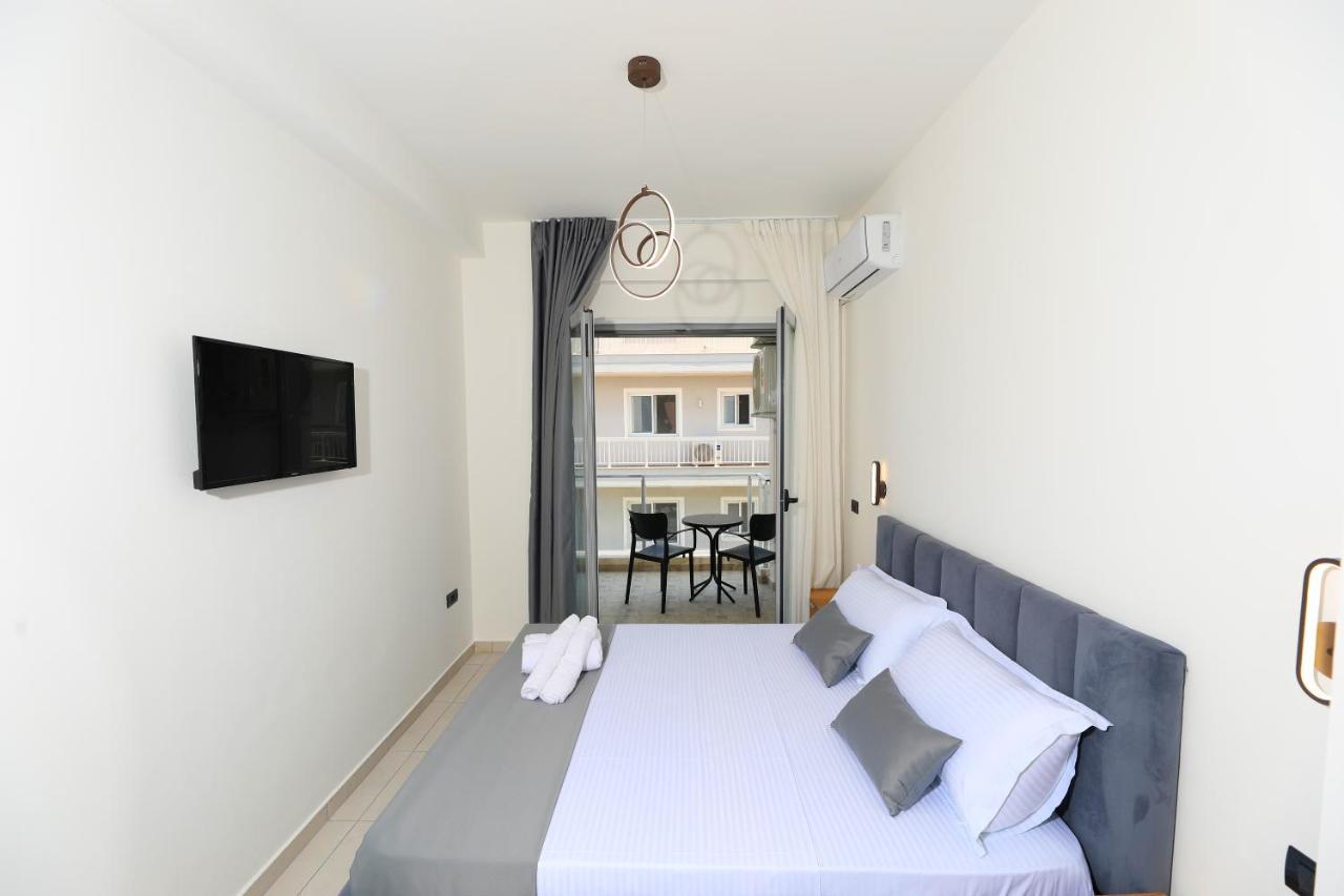Maor Hotel Bashkia e Orikumit Exteriör bild
